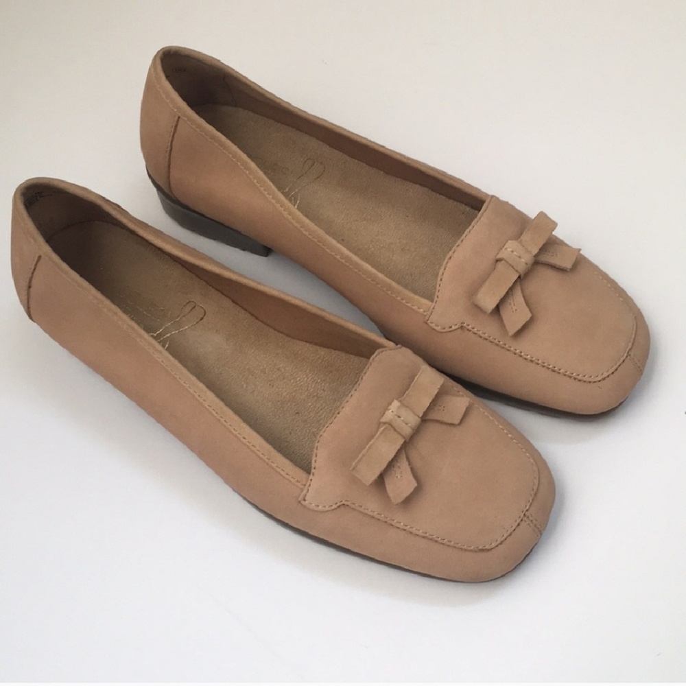 Aerosoles loafers size 8